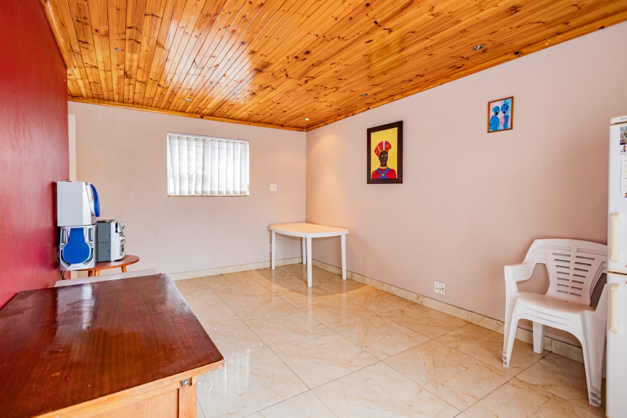4 Bedroom Property for Sale in Strandfontein Village Western Cape